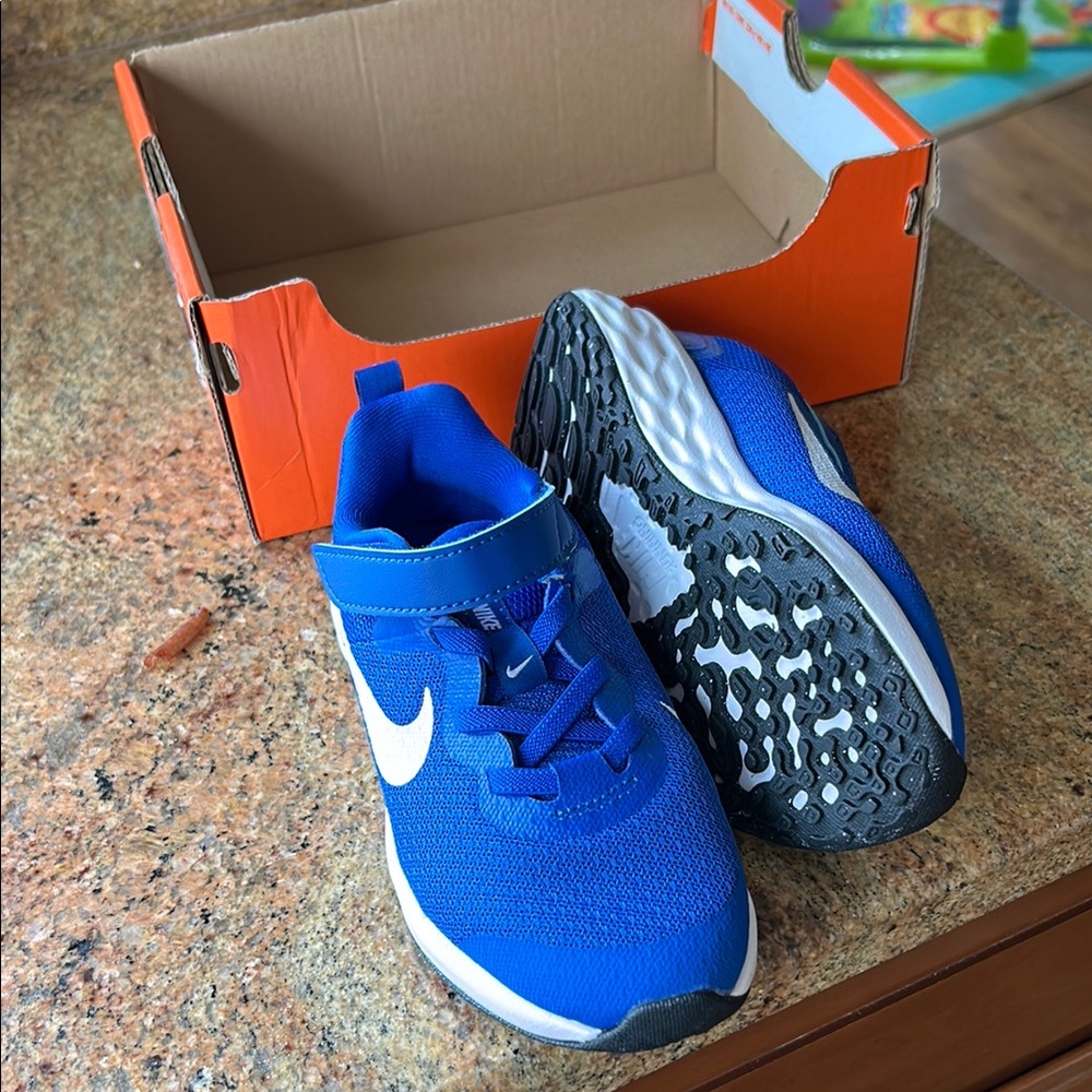 Nike Kids Blue Athletic Shoes brand new!